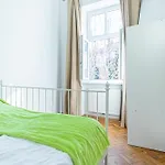 Stylish 2Br Apt For Groups, Up To 5P At Margareten