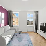 Cozy Living Highclass Apartments - Parkplatz Inklusive