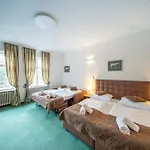 Hotel Bergwirt Schoenbrunn