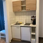 Peaceful 2Br Apartment 15-Min To Ottakring Station