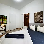 Stylish 4Br Shared Apt -10 Min Transport To Stadthalle