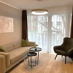 Free Parking - City Pulse Apartments At U6-Metro Vienna