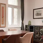 4Ty3 Apartments - Spacious Apartment In The Heart Of The 8Th District Is Calling