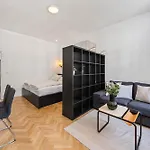Bright And Quiet Apartments, Just 10 Minutes To U4, U6 And Schoenbrunn Palace
