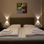 Yourapartment 1030