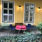 70m² großes Apartment mit Gartenzugang