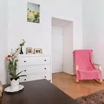 Marvelous Midtown Apartment