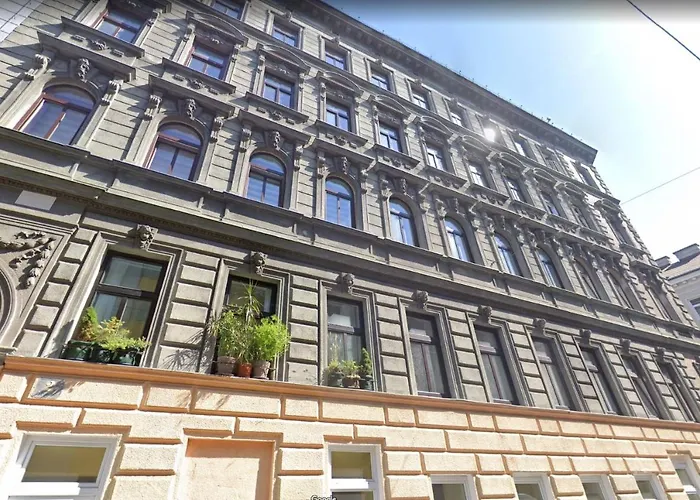 Modern 2Br Apartments - Full Kitchen - Schoenbrunn Area - 15 Mins To City Center