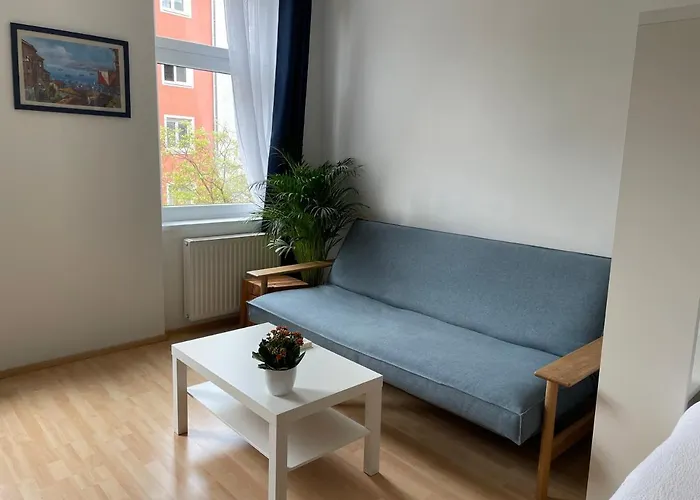 Central Sunny Flat With Free Parking