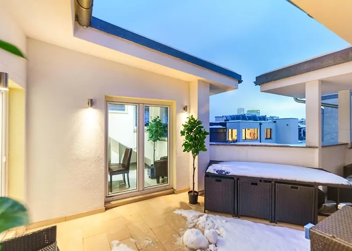 3 Bedroom Penthouse Ideal For Large Groups, 112