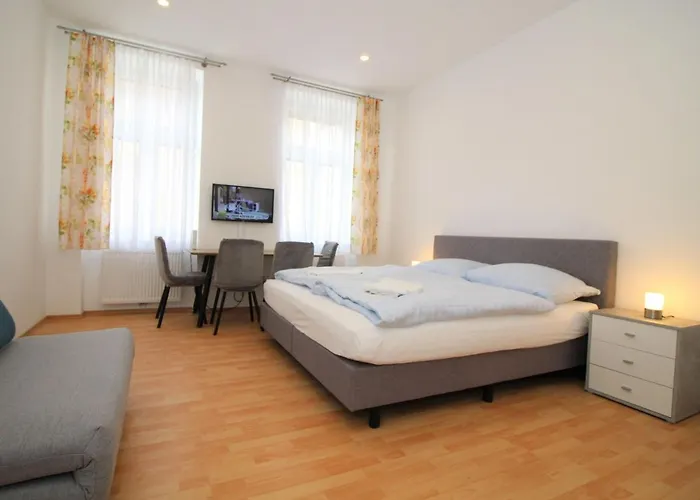 Studio Studio Meidling By Interhome