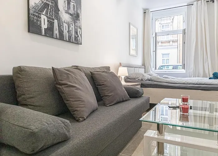 9 Min From City Center - Lovely Studio Near U1 Reumannplatz