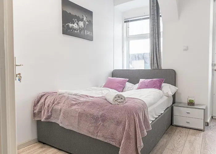 Cozy Room @ Hauptbahnhof - Well Situated & Central