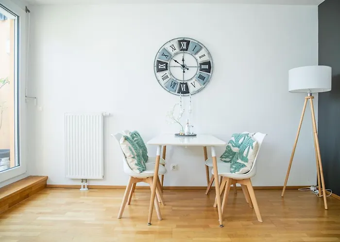 Room4Art Apartments Nr.6 In Center Air-Conditioned