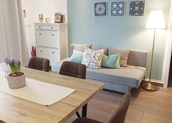 Spacious 3-Bedroom Apartment In City Centre