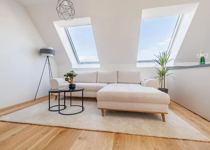 Symphony Apartments 38 - Modern Loft With Terrace And Grill In Central Location