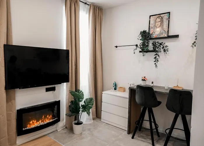 Wl Apartments #16H