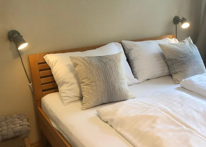 Grosse 4 Zimmer Wohnung. Schoenbrunn-Naehe!