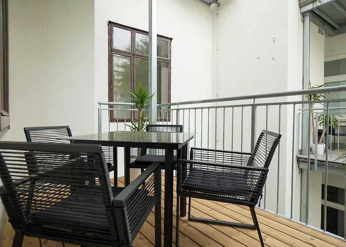 Bright, Modern And Central Flat With A Terrace