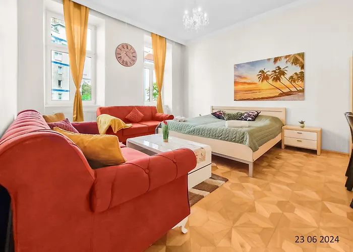 Four-Bedroom, Four King-Size Comfort