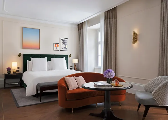 Rosewood Vienna