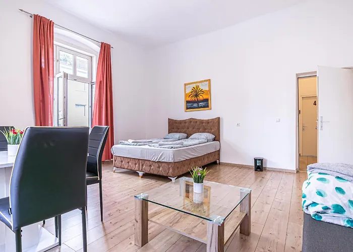 6 Min To Amusement Park - Economy Rooms In Shared Apartment