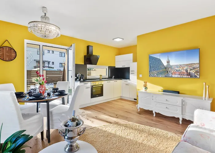 Yellow Suite - Whirlpool Garden - Free Parking - Wifi