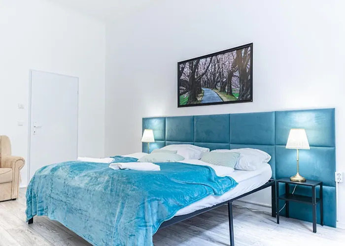 Comfy 3Br Apt For Long Stays In Best Location