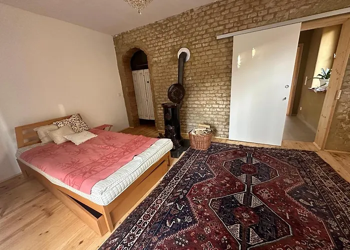 Living Unit With Garden Access