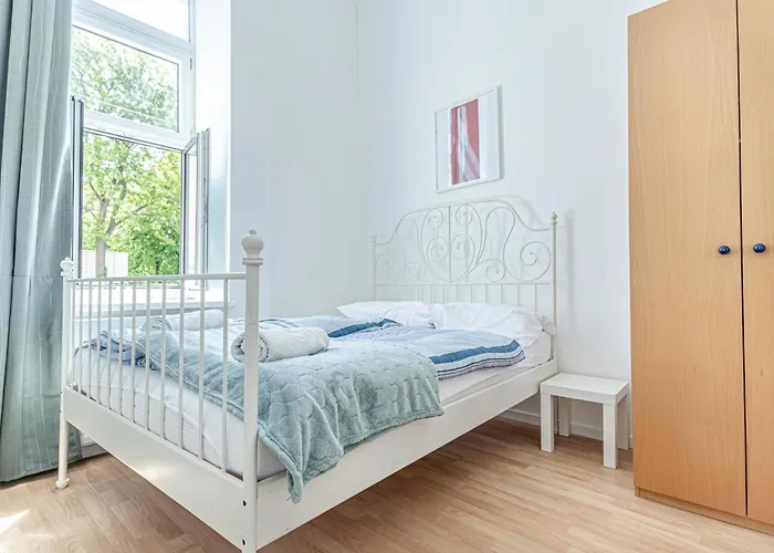 6Br Apartment / Shared Garden Near Lorenz Boehler & Danube