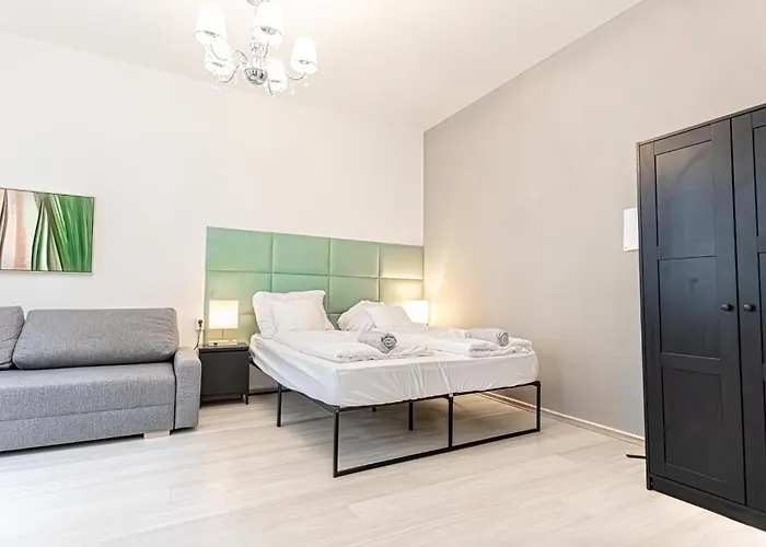 Danube Delight: Elegant Getaway Near Prater Stern