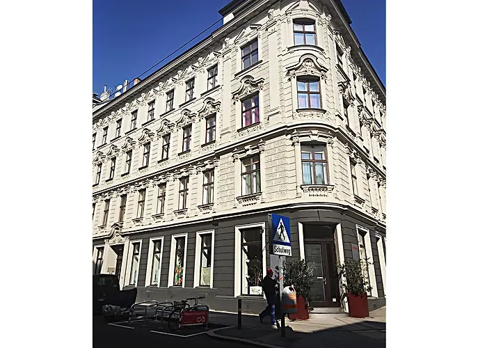 Designappartement Vienna Paintings