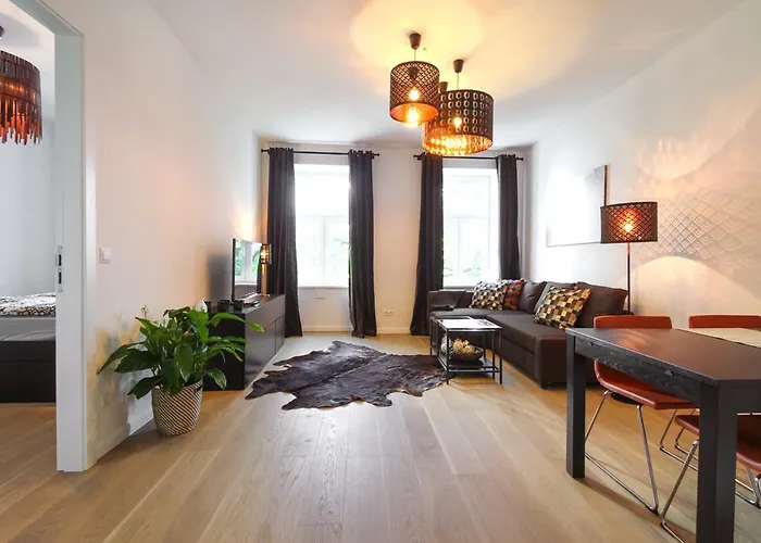 Ana Maria Apartments