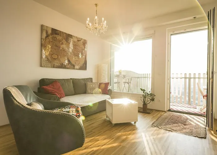 Sky View Apartment Vienna by ichbucheAT