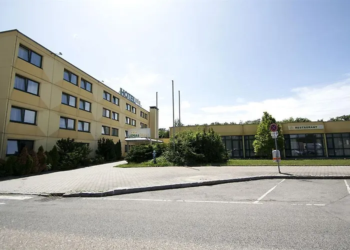 Lenas West Hotel