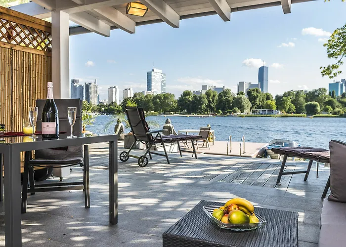 Ajo Apartments - Alte Donau Waterfront - Self-Check-In