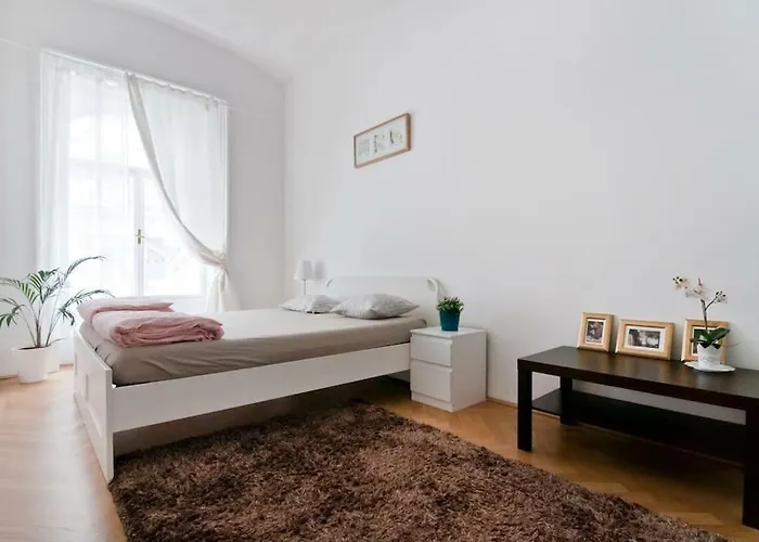 Marvelous Midtown Apartment