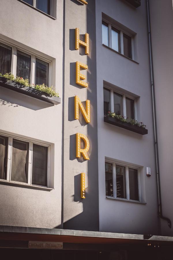 Henri Siebterbezirk Hotel