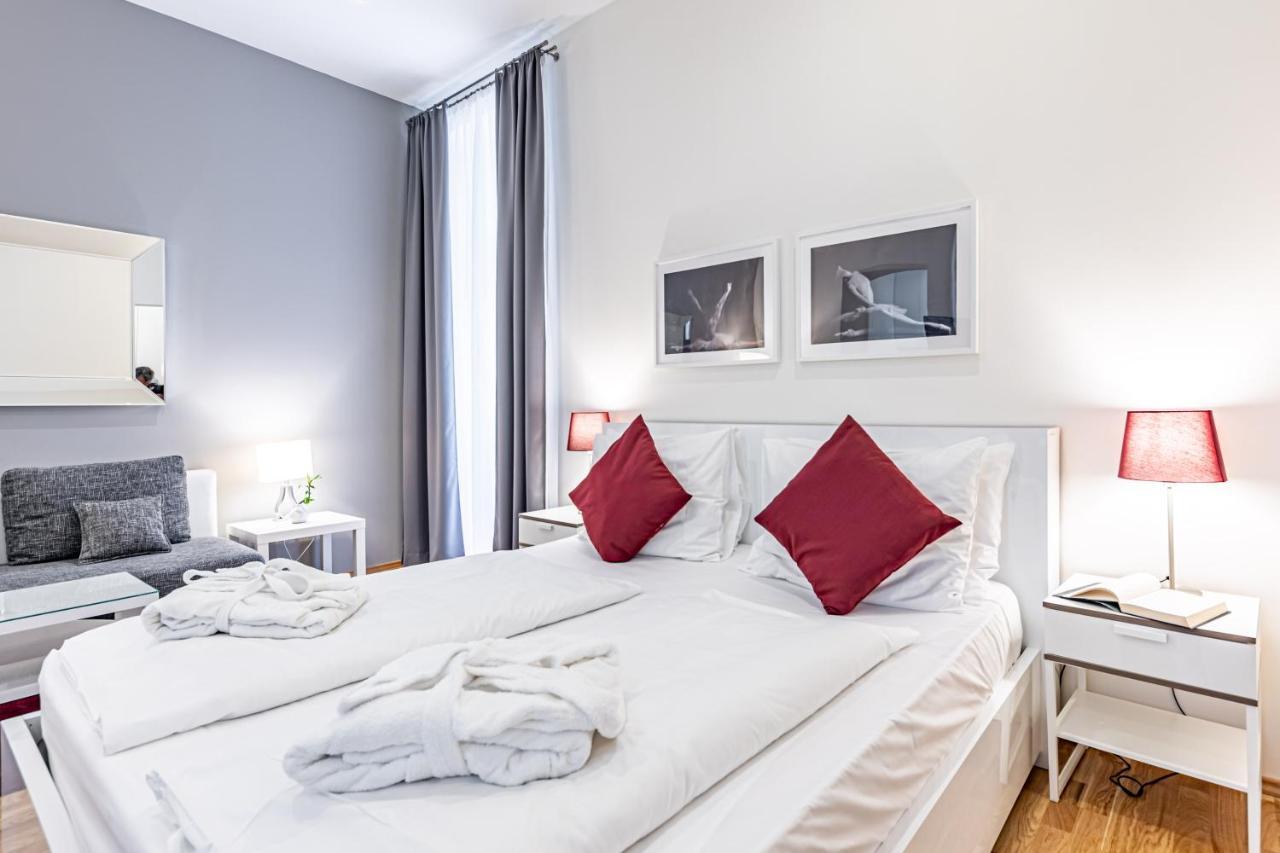 Aparthotel The Levante Rathaus