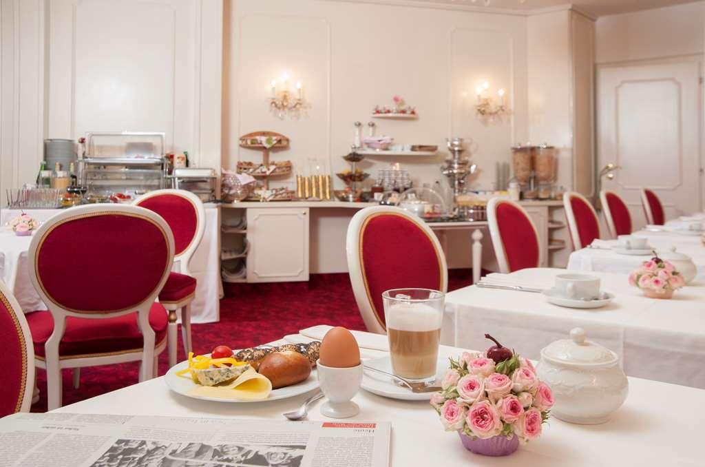 Elaya Center Hotel 4*
