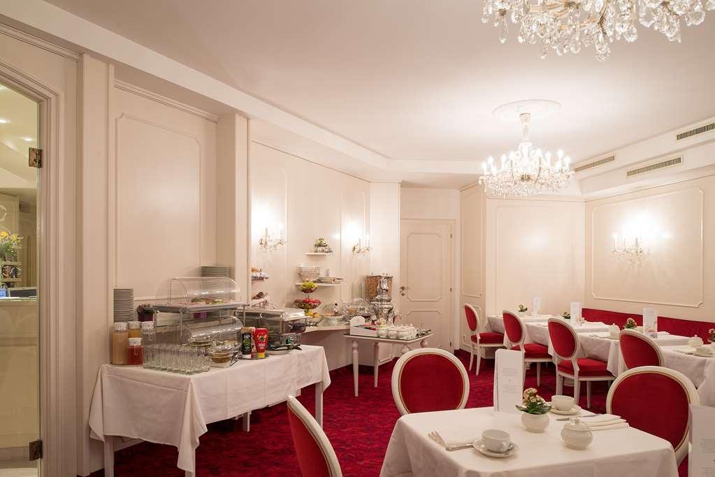 Hotel Elaya Center
