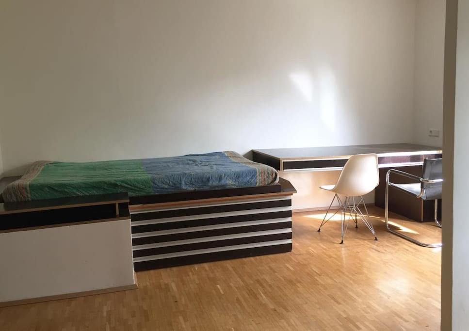 In Maisonette With Garden, Parking Place Bed & Breakfast
