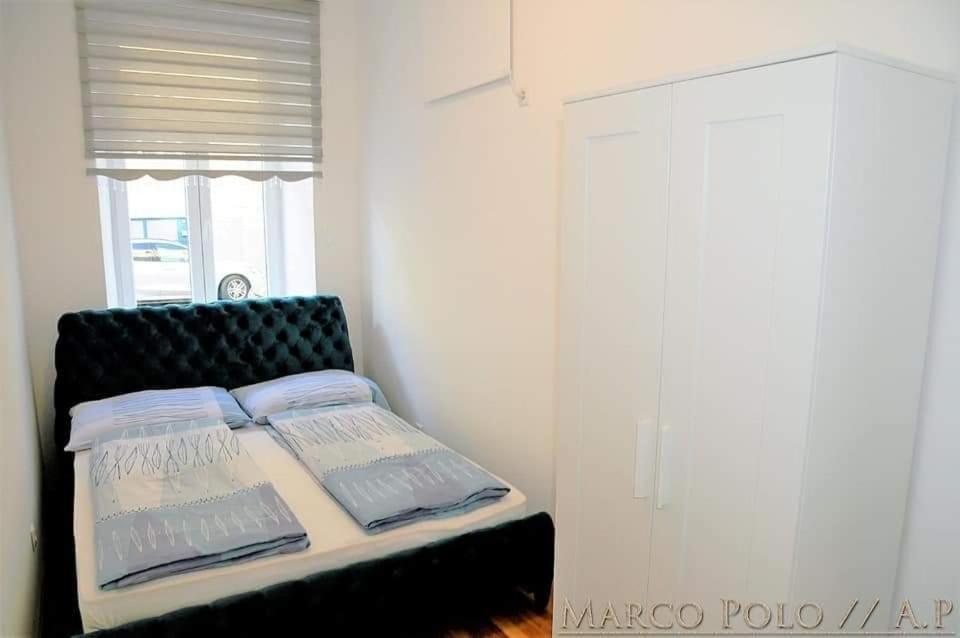 Apartment Markopolo *