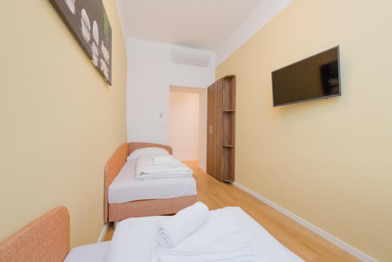 Or 1050 Viena