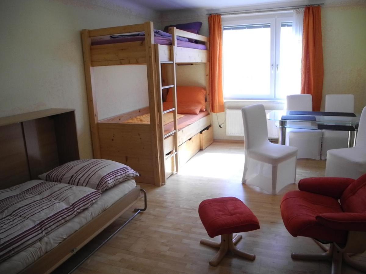 To Explore And Self-supply Apartment *