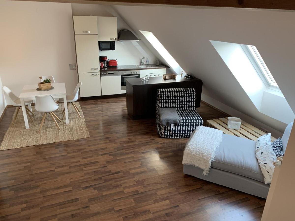 Canaletto Apartment *