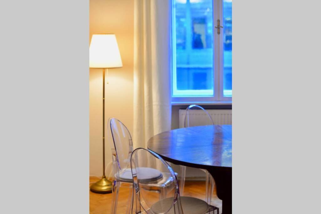 Beautiful Viennese Flat In The Centre Apartment *