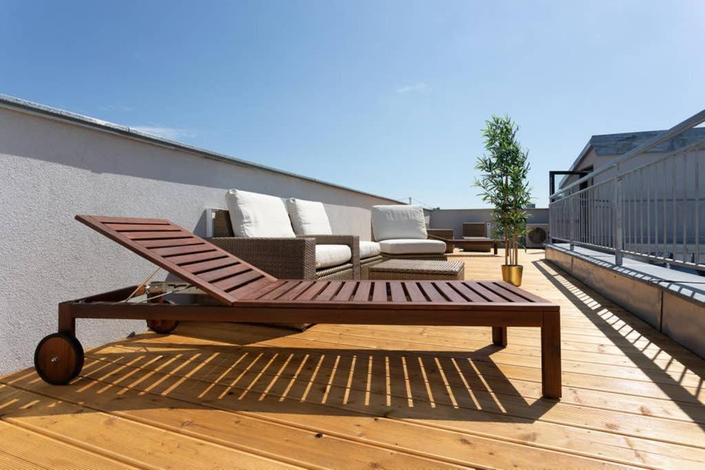 Apartment Penthouse Bei Schönbrunn Mit Dachterasse! N44
