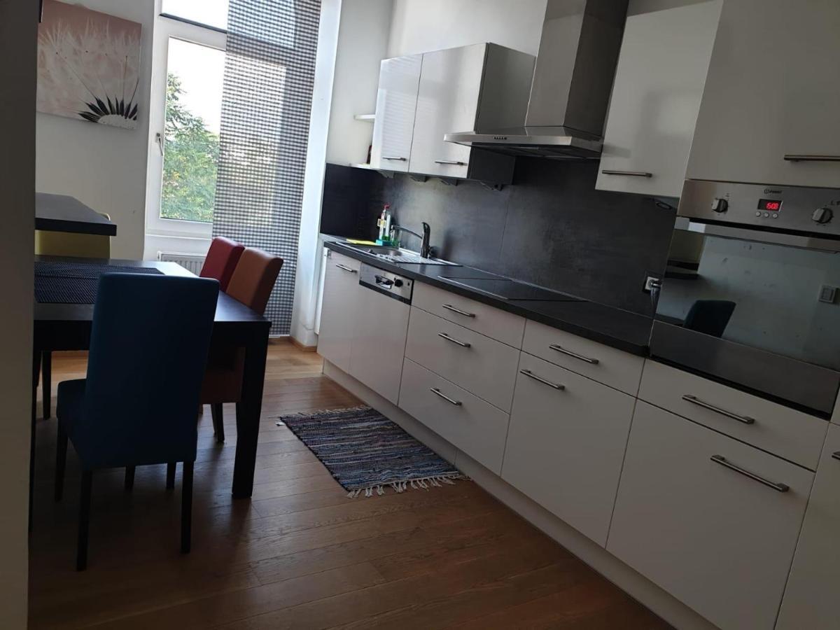Apartment Deluxe 5p Mm *