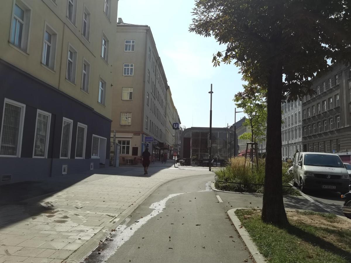 Design-apartment Mit Klimaanlage & Top-anbindung An Der U1 Appartamento *